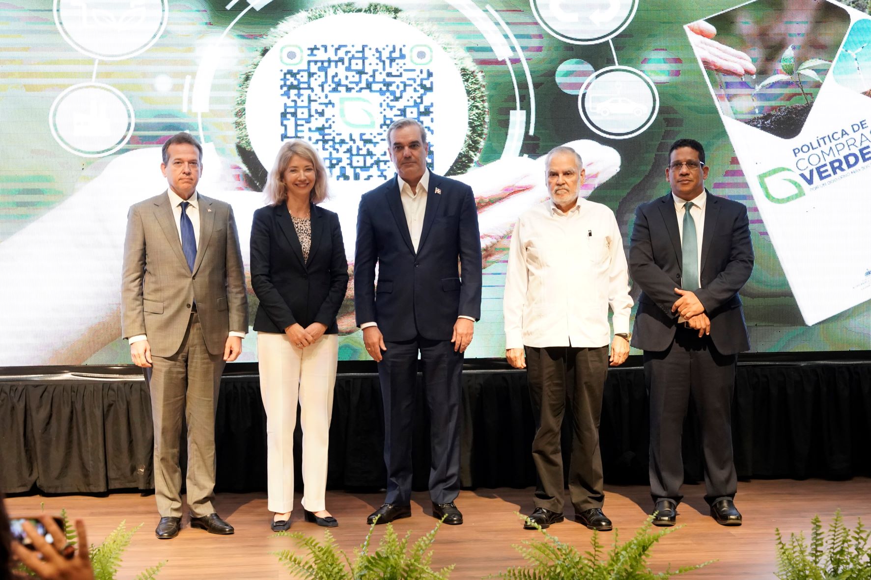 Gobierno presenta Política de Compras Públicas Verdes